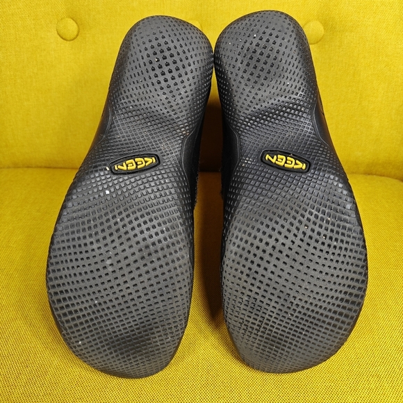 KEEN  Bern Baby Bern Black Leatger Lace Boot Women's Size 5.5 - Picture 11 of 12